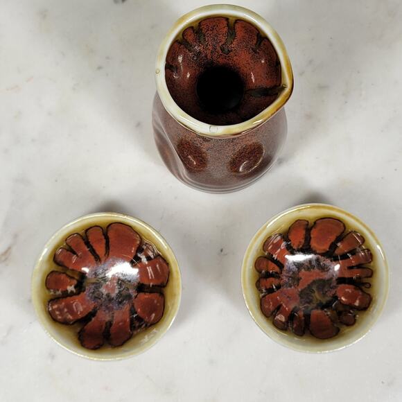 Vintage Ceramic Sake Set Brown Floral Motif Glazed Carafe Cups 3 Piece Set - Picture 7 of 16